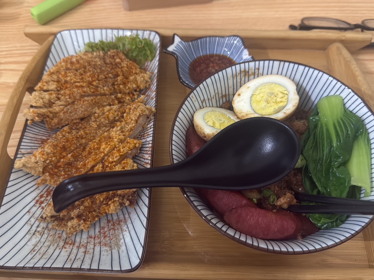 黄金炸鸡排饭 Golden Crisp Chicken Chop Rice
